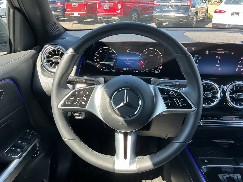 Certified 2026 Mercedes-Benz GLB 250 4MATIC image 28