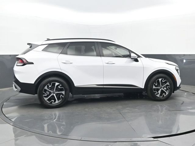 Used 2025 Kia Sportage EX w/ Premium Package FWD image 20