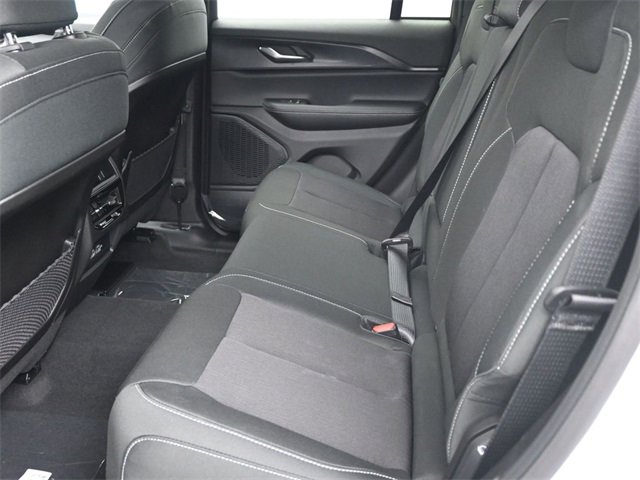 New 2025 Jeep Grand Cherokee Laredo X image 14