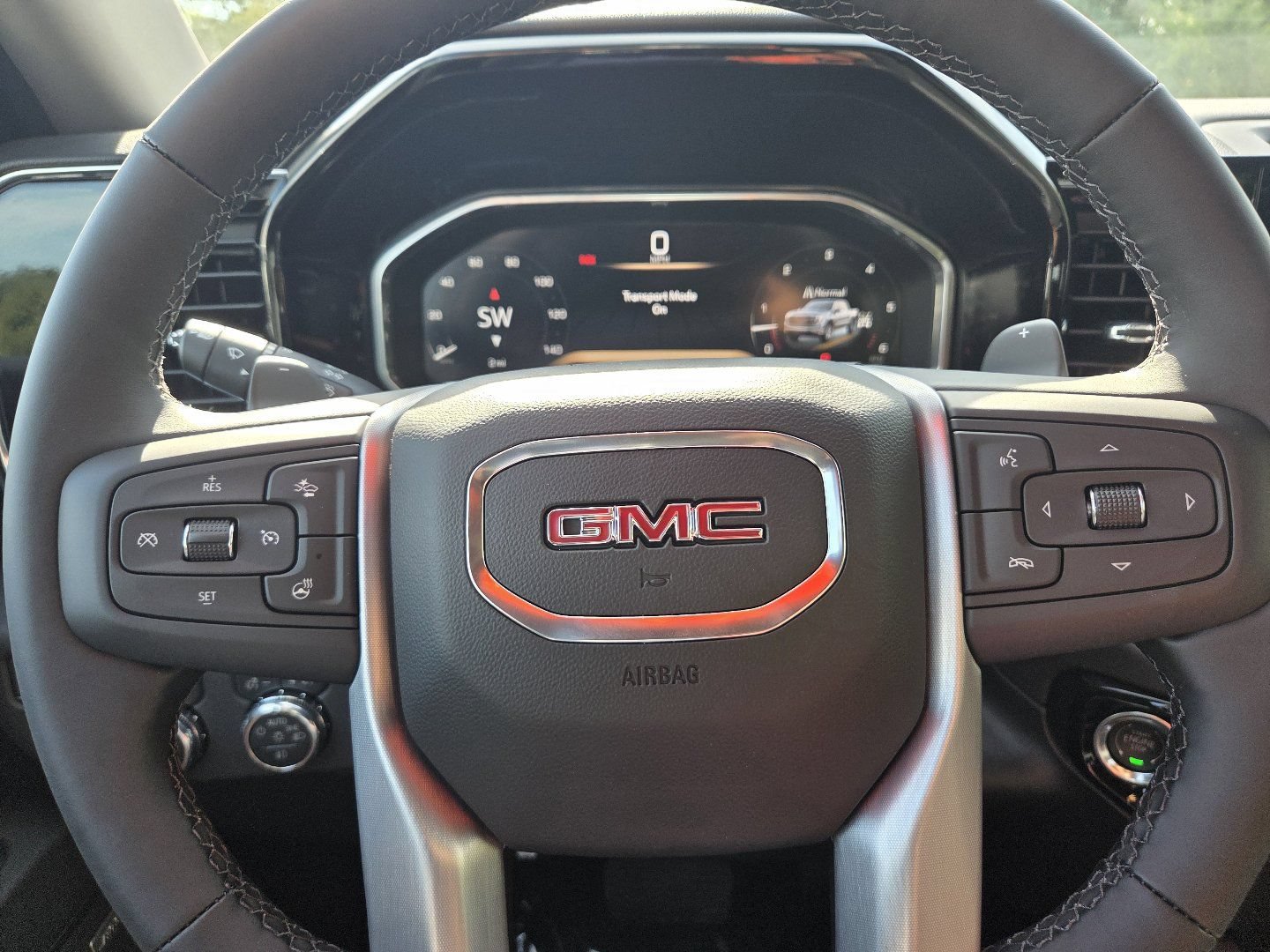 New 2026 GMC Sierra 1500 SLT AWD/4WD image 33
