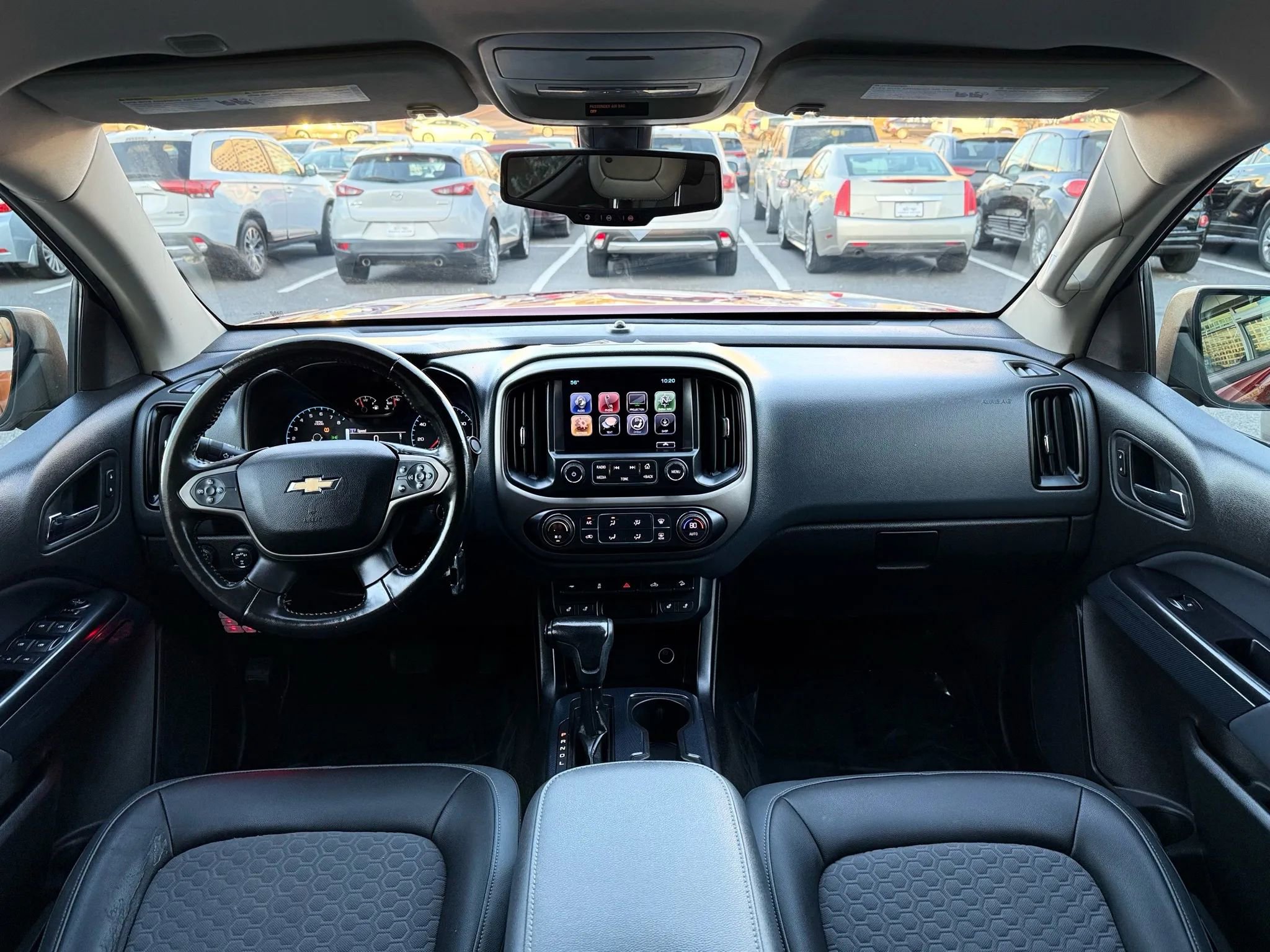 Used 2017 Chevrolet Colorado Z71 image 11