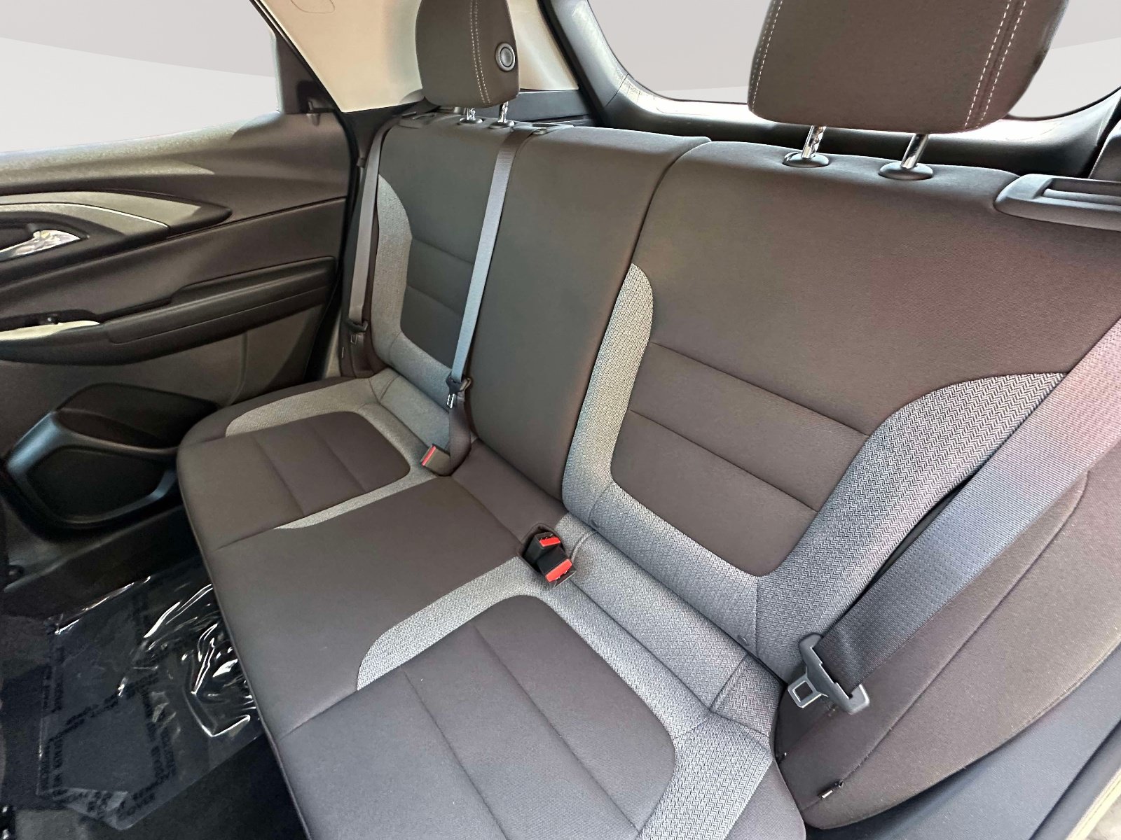 Used 2024 Chevrolet TrailBlazer LT w/ LT Cold Weather Package FWD image 29