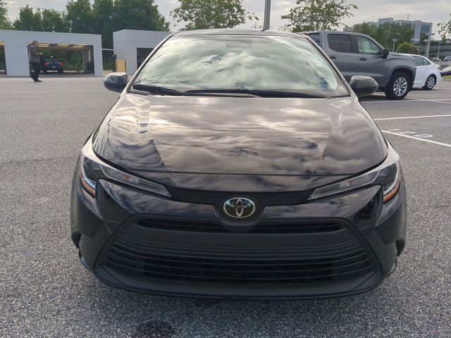 Certified 2025 Toyota Corolla LE image 9