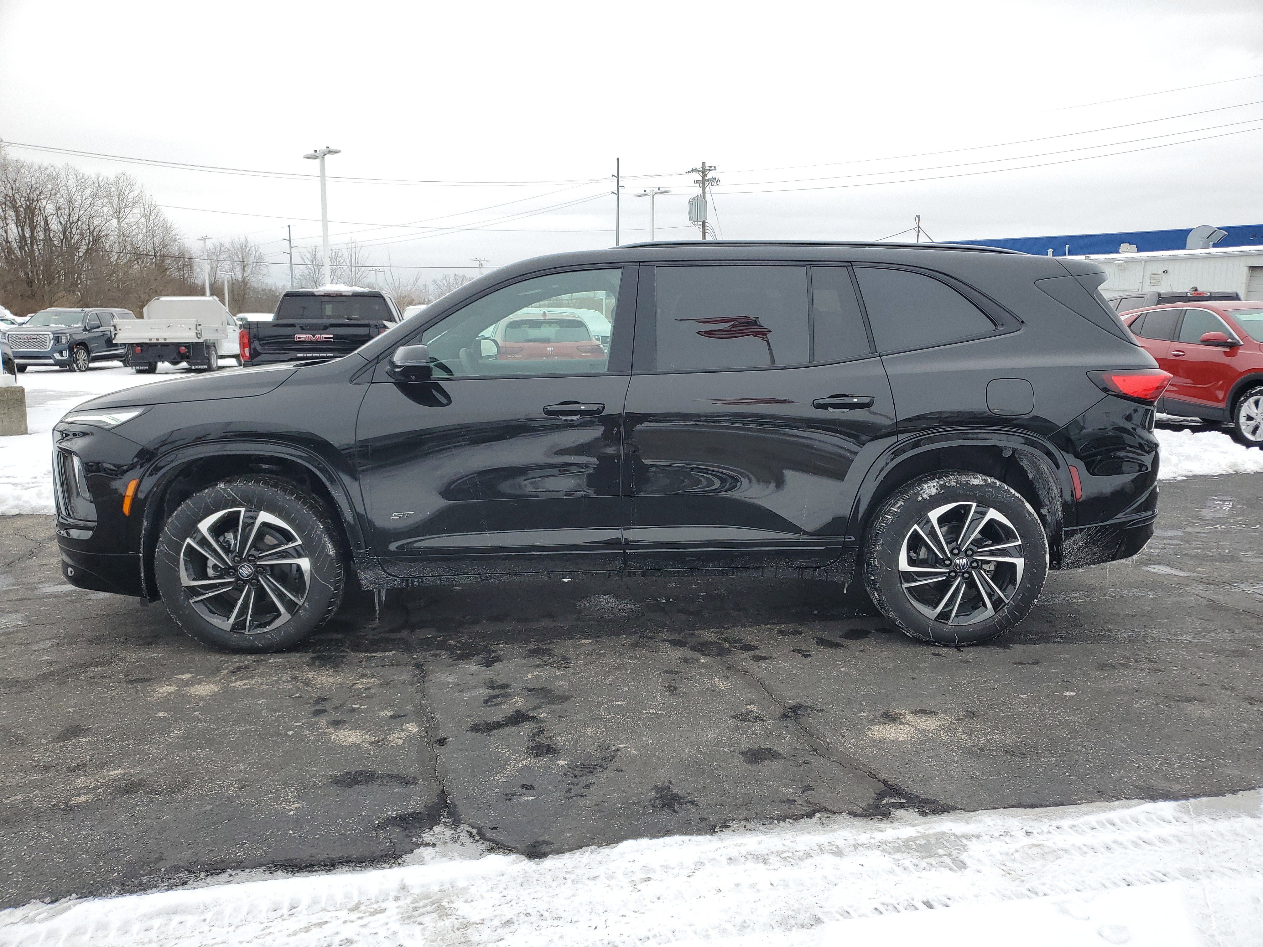 New 2026 Buick Enclave Sport Touring w/ Power Package image 8