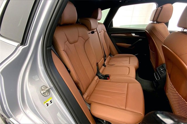 Certified 2024 Audi Q5 e Premium w/ Convenience Package image 27