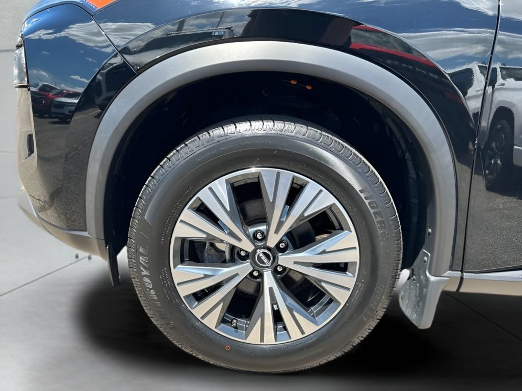 Used 2023 Nissan Rogue SV AWD/4WD image 27