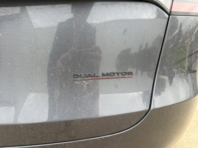 Used 2023 Tesla Model Y Performance image 7