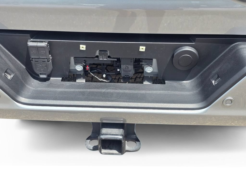 Used 2025 GMC Sierra 3500 Denali Ultimate AWD/4WD image 7