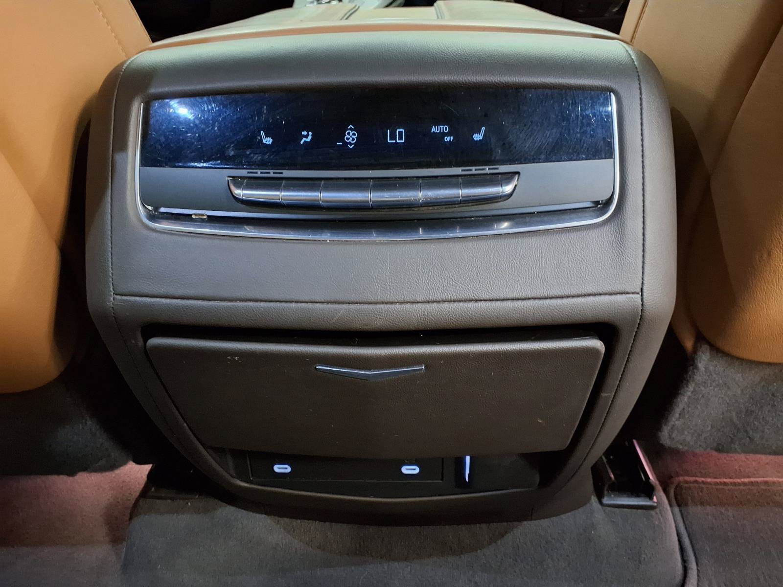 Used 2022 Cadillac Escalade ESV Sport w/ Touring Package AWD/4WD image 16