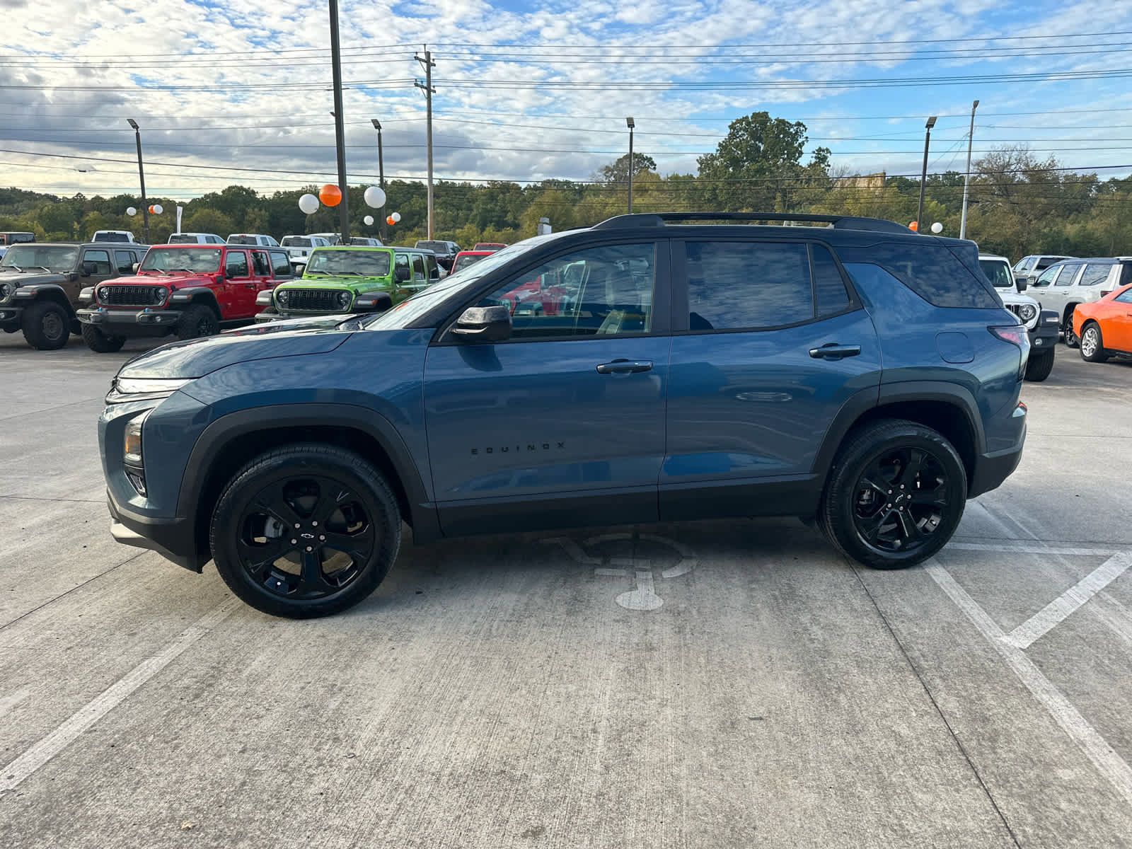New 2026 Chevrolet Equinox LT w/ Convenience Package II image 5