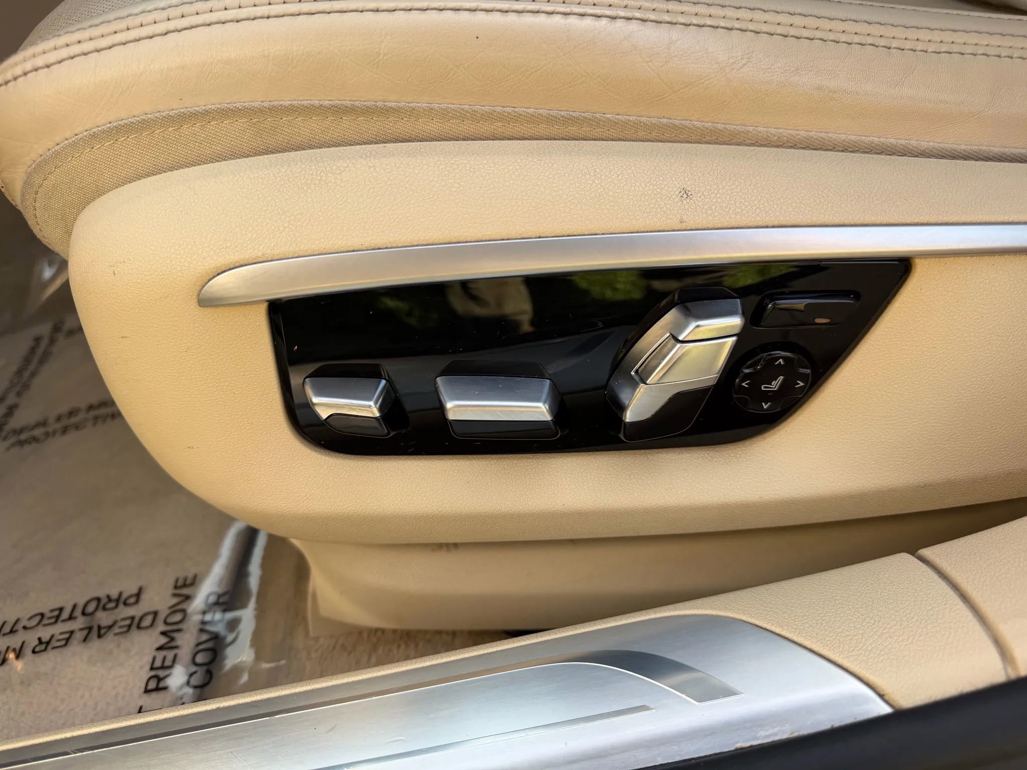 Used 2017 BMW 740i RWD image 32
