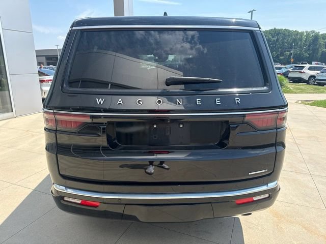 Used 2024 Jeep Wagoneer Series II AWD/4WD image 6