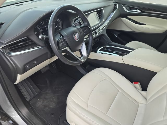 Used 2023 Buick Enclave Essence w/ Sport Touring Edition FWD image 20