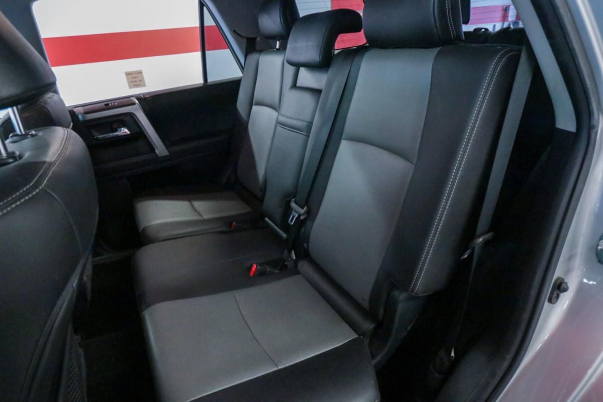 Used 2020 Toyota 4Runner SR5 Premium w/ Moonroof Package RWD image 13