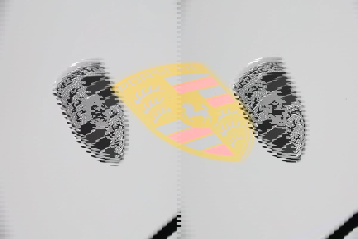 Used 2023 Porsche Cayenne image 24