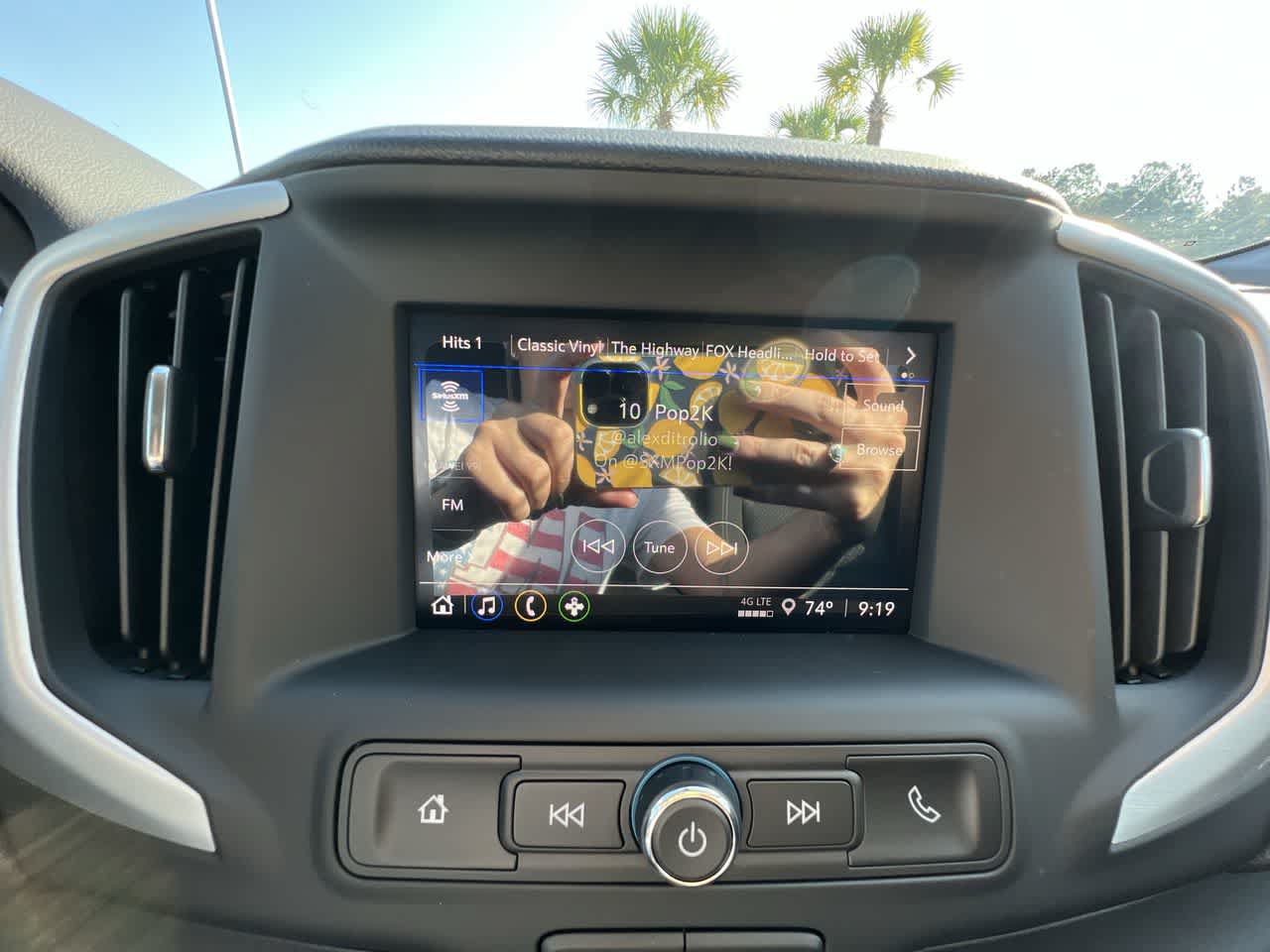 Used 2022 GMC Terrain SLE w/ Driver Convenience Package FWD image 13