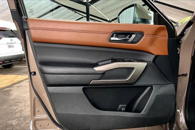 Certified 2023 Nissan Pathfinder Platinum image 22