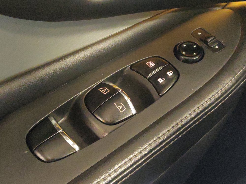 Used 2020 Nissan Murano SL w/ Moonroof Package FWD image 27