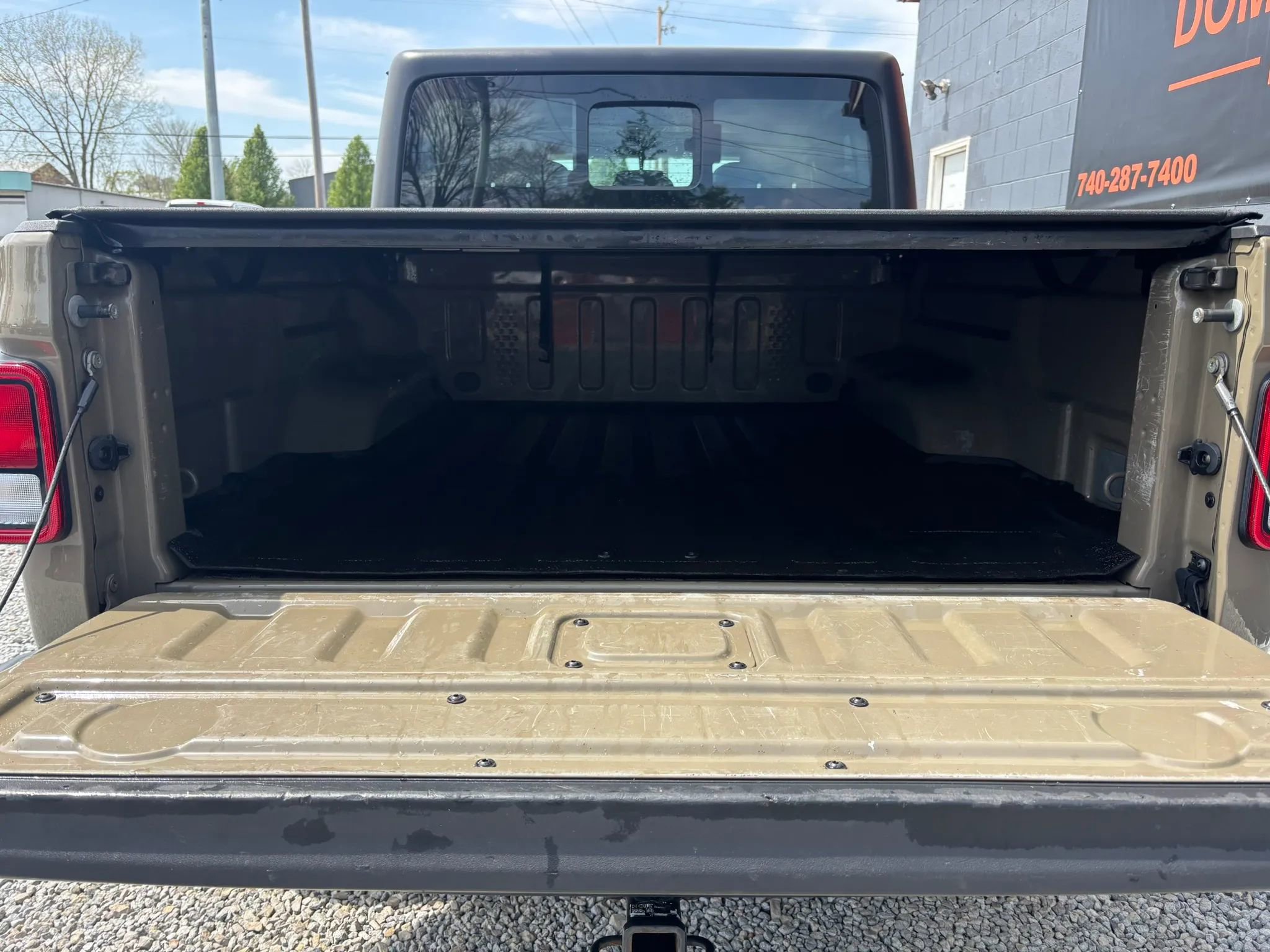Used 2020 Jeep Gladiator Sport AWD/4WD image 5