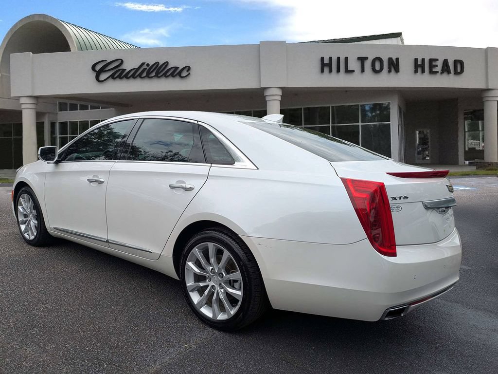 Used 2017 Cadillac XTS Luxury w/ Driver Awareness Package FWD image 4