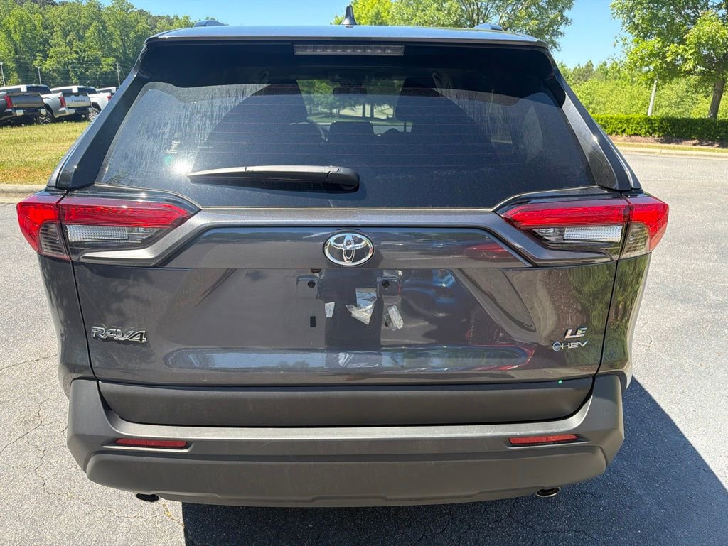 Used 2025 Toyota RAV4 LE AWD/4WD image 6