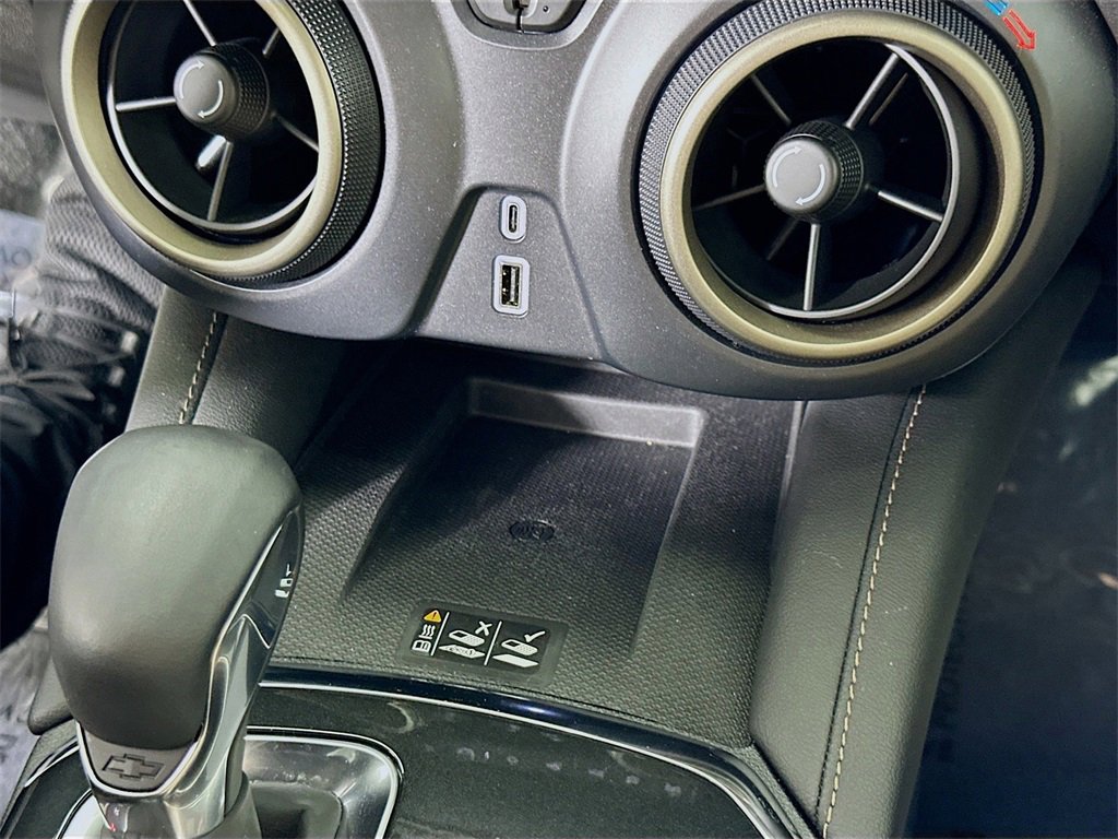 Used 2024 Chevrolet Blazer Premier w/ Driver Confidence II Package image 31