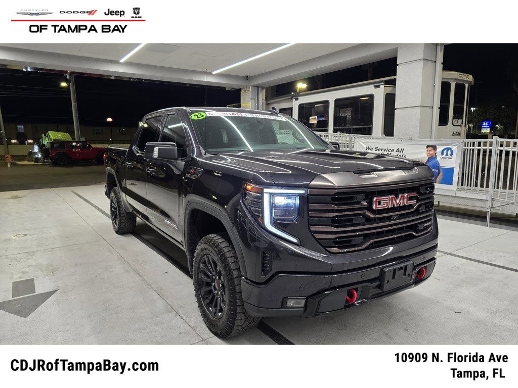 Used 2023 GMC Sierra 1500 AT4X image 1