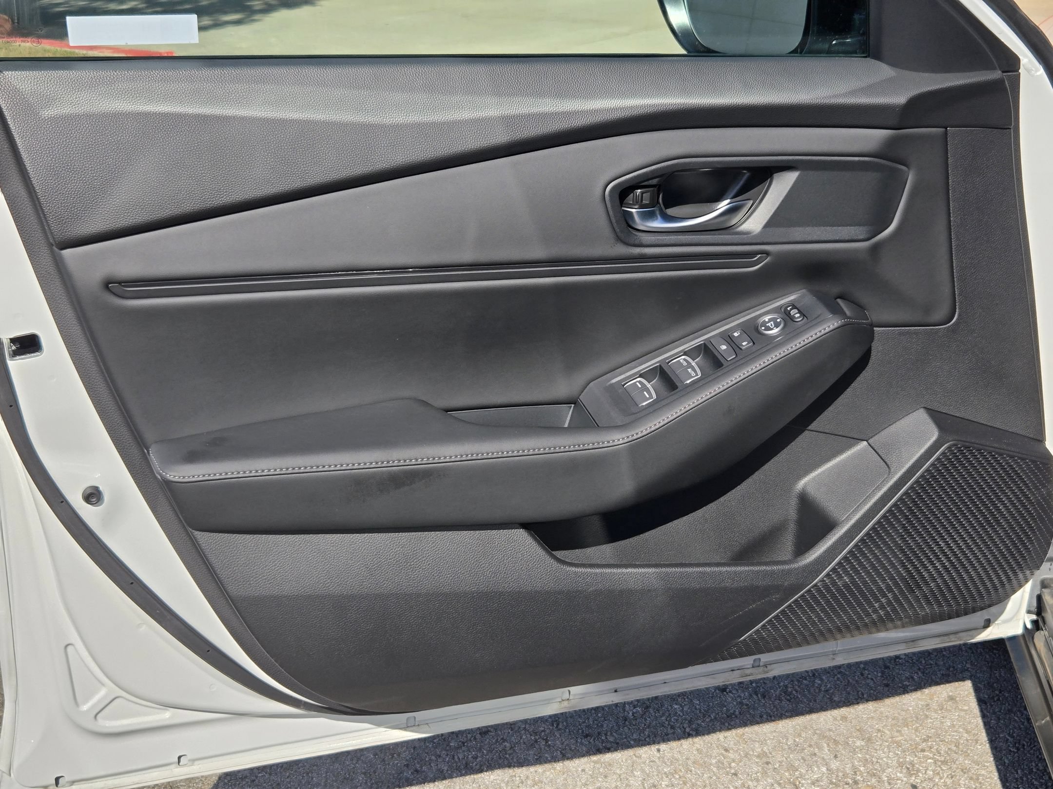 Certified 2025 Honda Accord Sport image 10