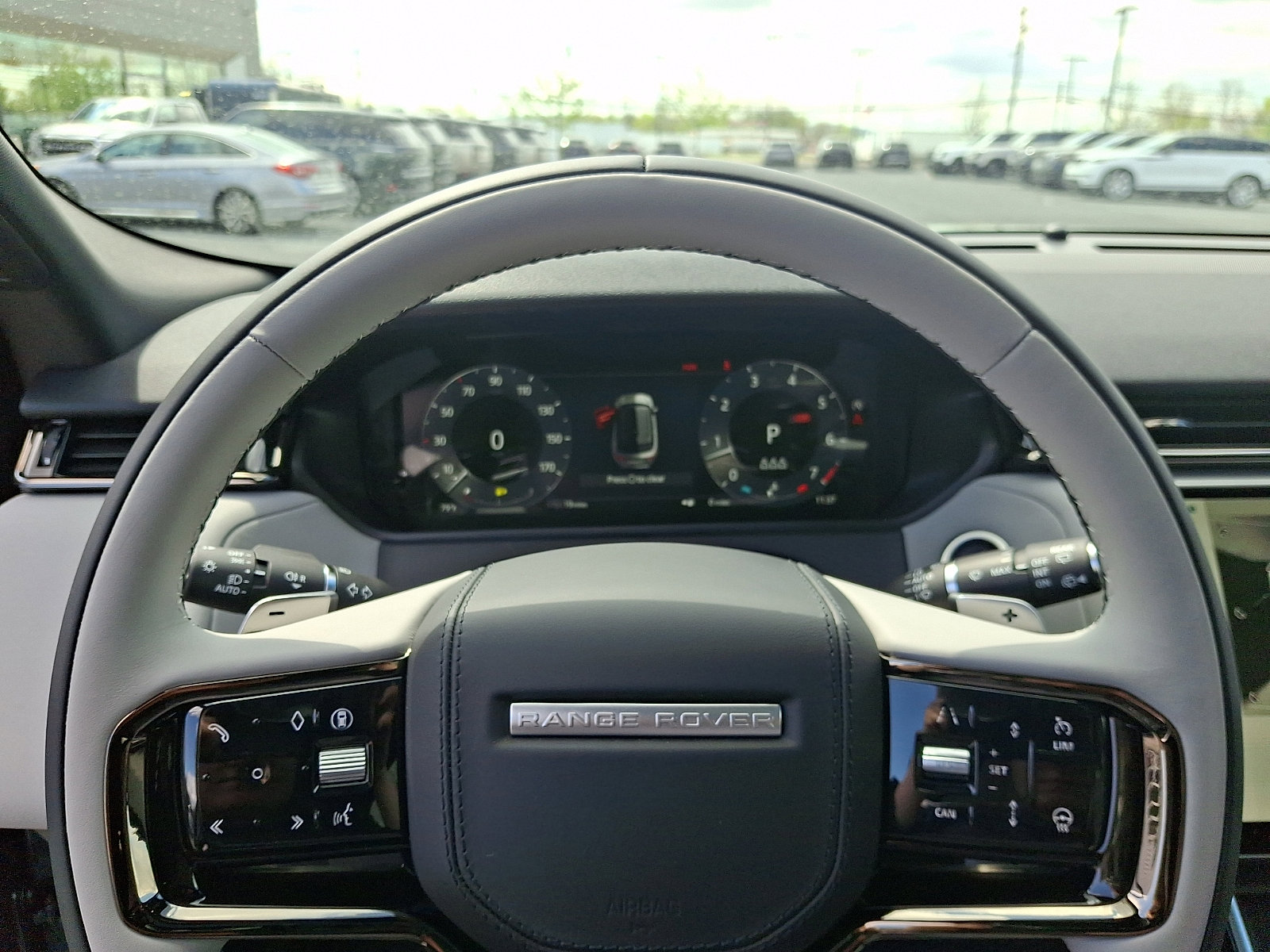 New 2026 Land Rover Range Rover Velar S AWD/4WD image 18