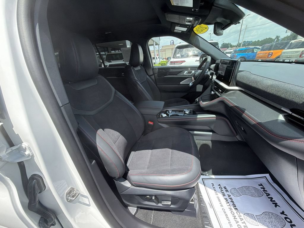 New 2026 Ford Explorer ST w/ Sun And Sound Package AWD/4WD image 32