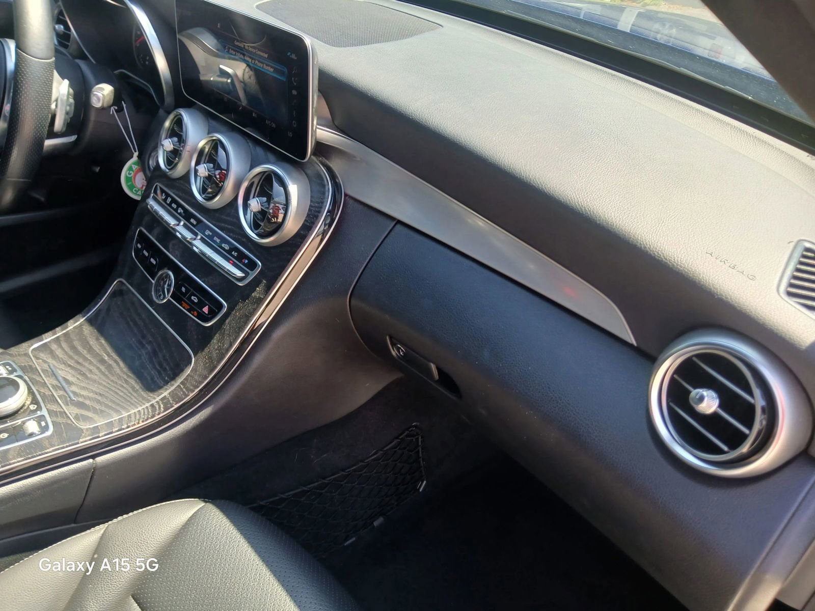 Used 2019 Mercedes-Benz C 300 Sedan image 17