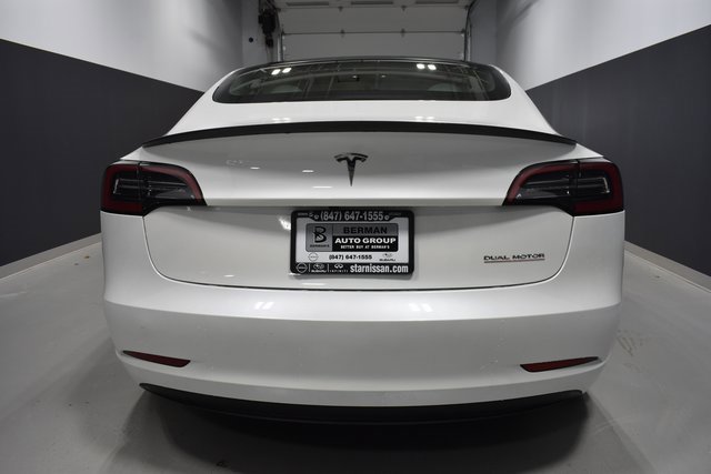 Used 2023 Tesla Model 3 Performance image 9