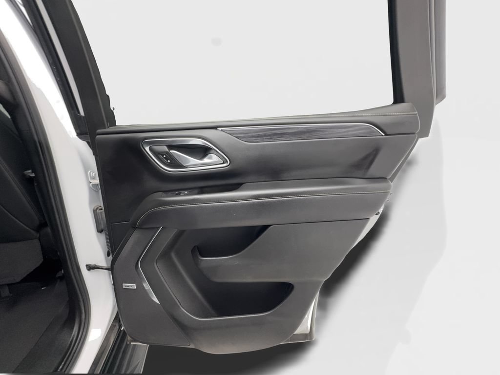 Used 2024 GMC Yukon SLT RWD image 30