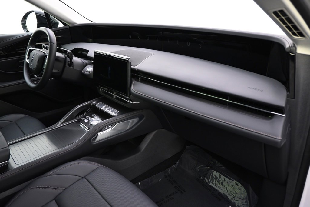 New 2026 Lincoln Nautilus Premier w/ Equipment Group 102A image 15