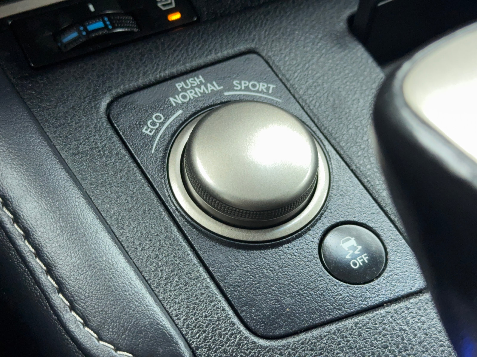 Used 2018 Lexus ES 350 w/ Navigation System Package FWD image 29