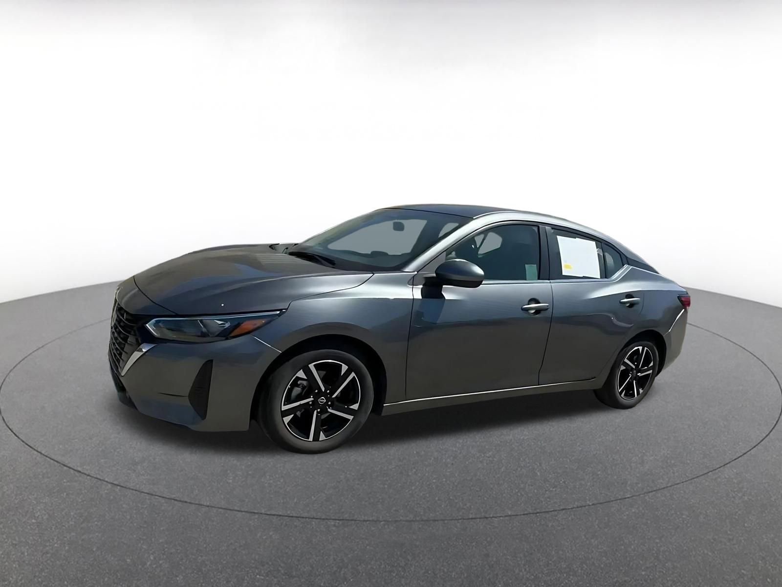 Used 2025 Nissan Sentra SV image 8