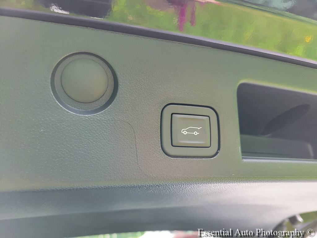 New 2026 Chevrolet Equinox RS w/ Safety and Technology Package AWD/4WD image 19