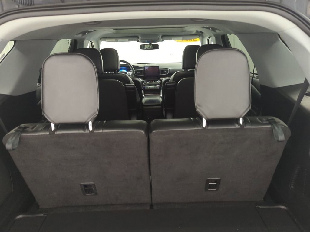 Used 2022 Ford Explorer Limited image 10