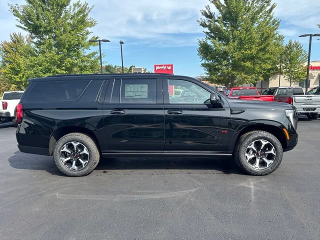 New 2026 GMC Yukon XL AT4 Ultimate AWD/4WD image 6