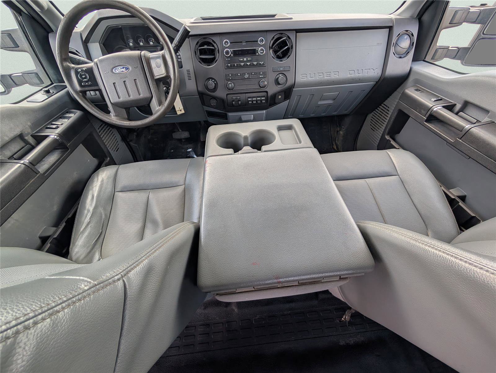 Used 2014 Ford F450 XL w/ Power Equipment Group image 19