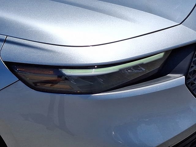 Used 2025 Honda Accord SE image 29