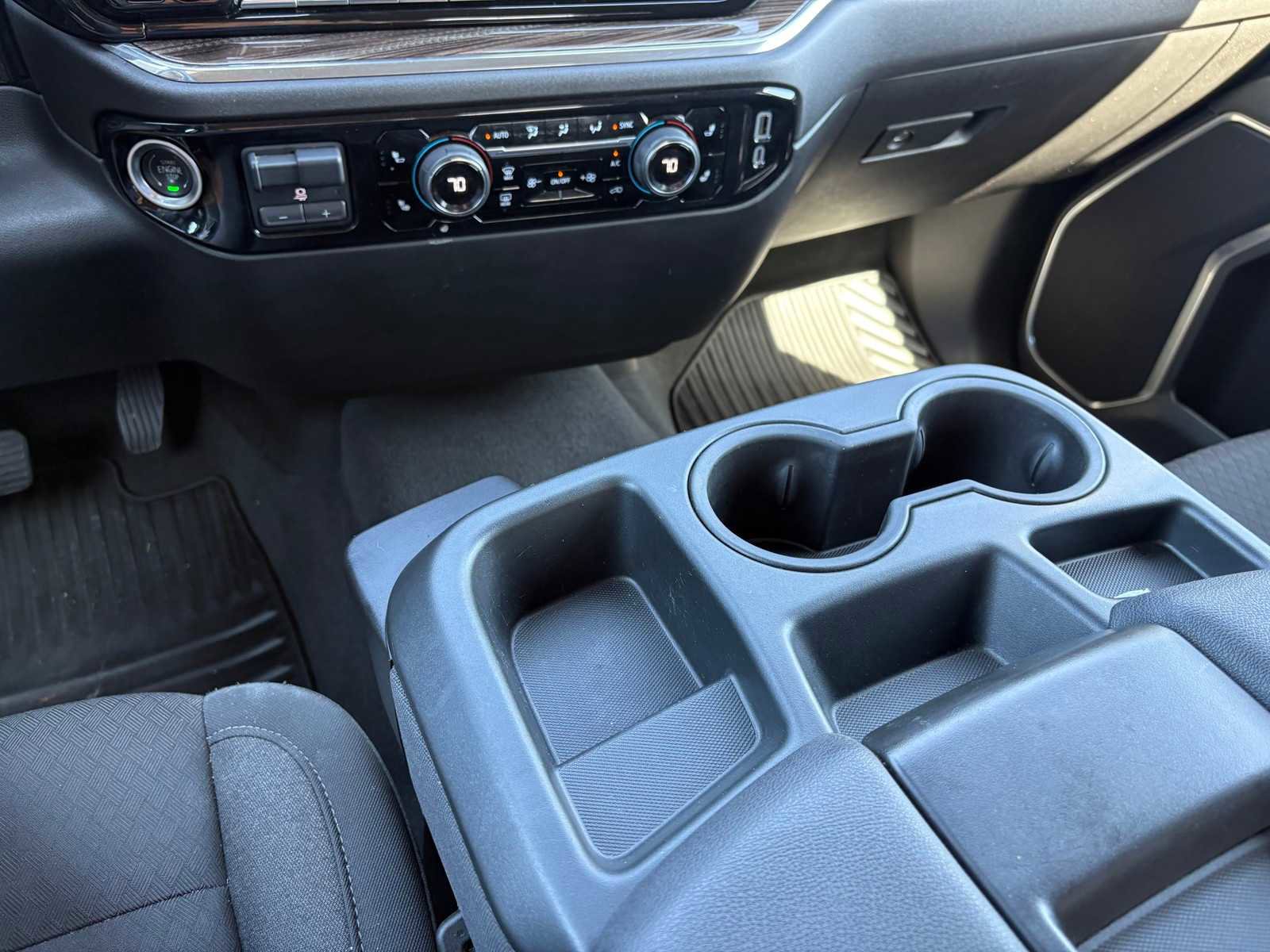 Used 2025 Chevrolet Silverado 1500 LT image 15