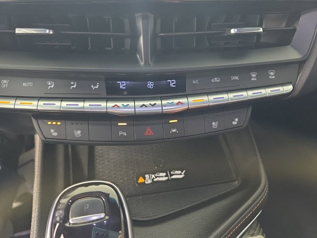 Used 2021 Cadillac CT4 V w/ Technology Package image 22