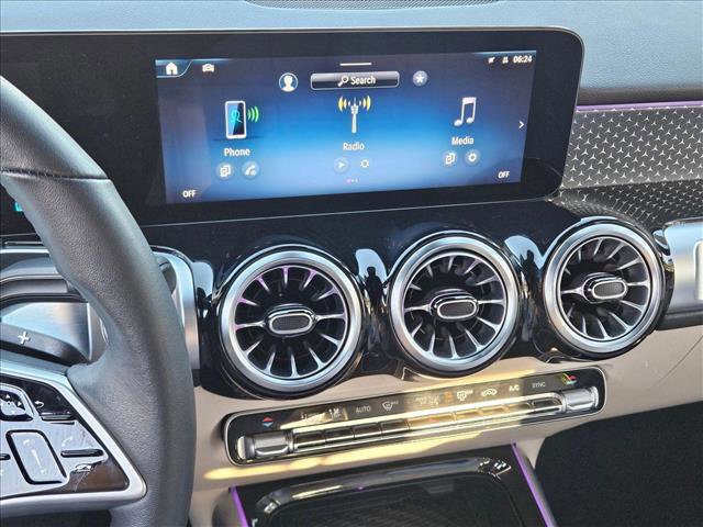 Used 2025 Mercedes-Benz GLB 250 image 13