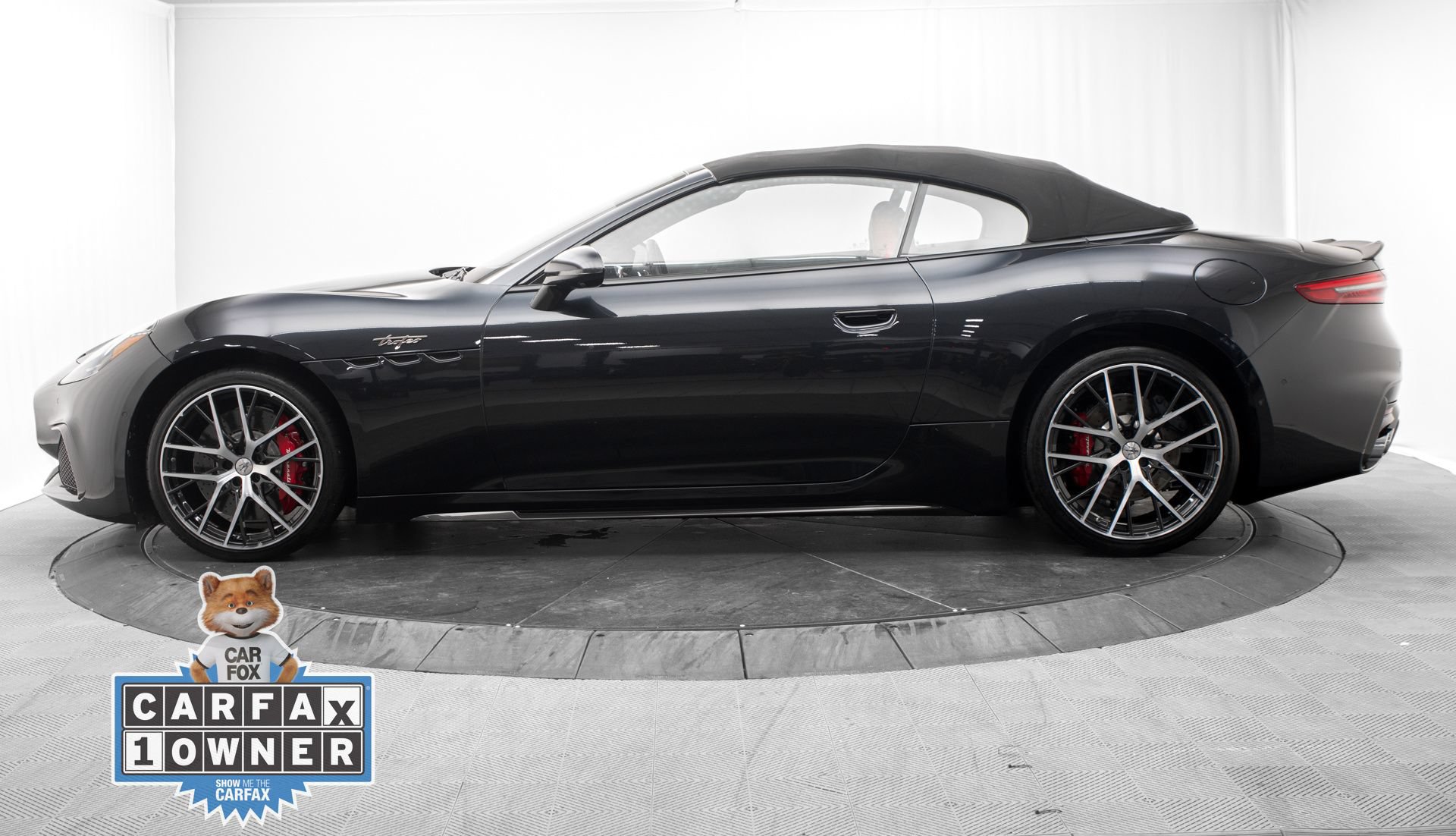 Used 2024 Maserati GranCabrio Trofeo AWD/4WD image 14