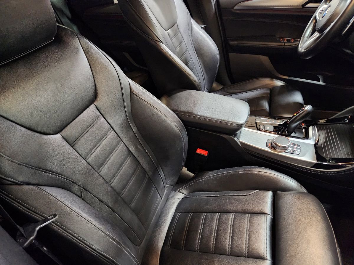 Used 2020 BMW X4 M40i w/ Premium Package image 32