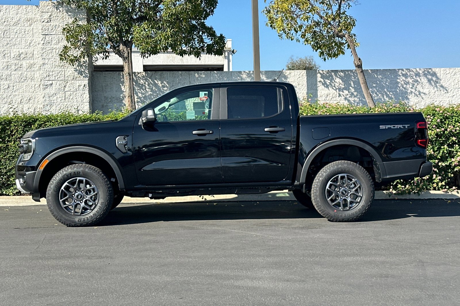 New 2025 Ford Ranger XLT w/ Equipment Group 301A High image 7