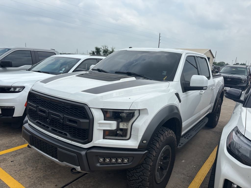 Used 2018 Ford F150 Raptor w/ Equipment Group 802A Luxury AWD/4WD image 1