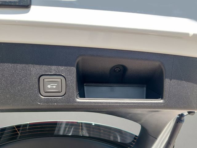 New 2026 Chevrolet Equinox EV LT image 28