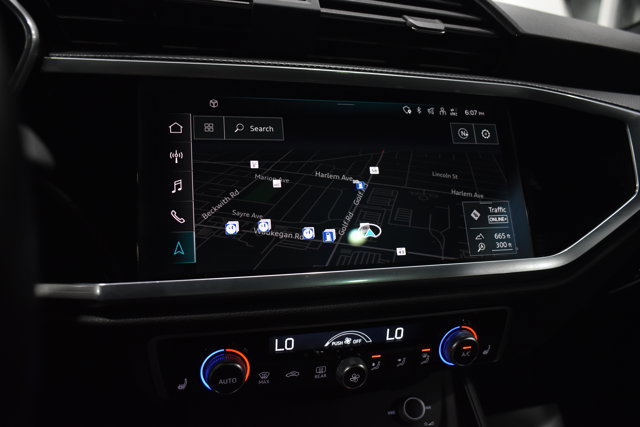 Used 2022 Audi Q3 2.0T Premium Plus image 22